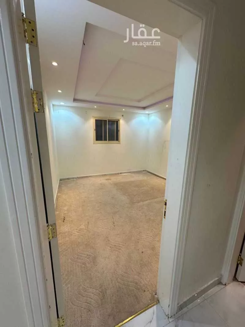 شقة للإيجار في شارع عبدالحفيظ قاري, حي عكاظ, مدينة الرياض, منطقة الرياض 1 صورة