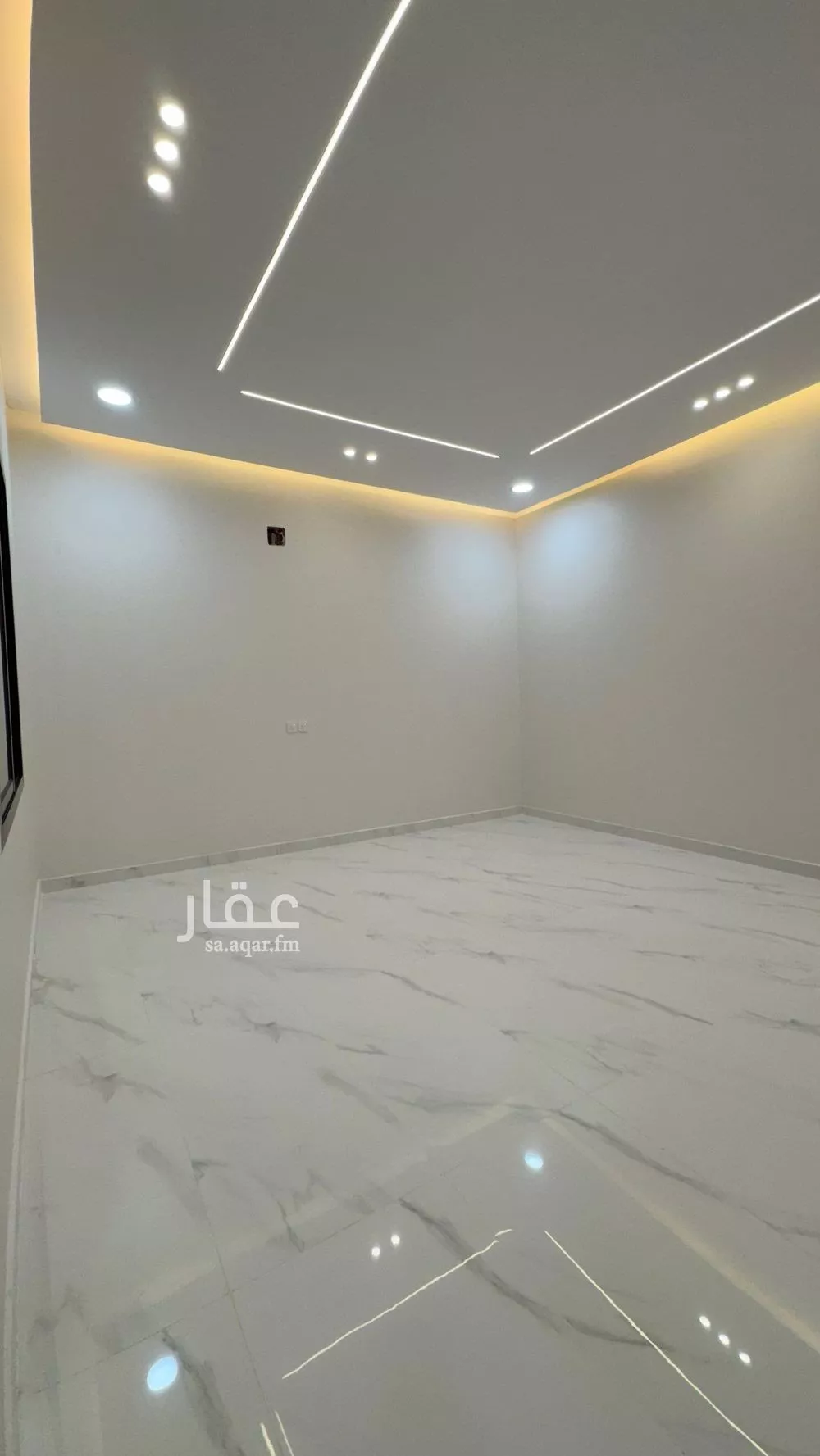 دور للبيع في شارع البستان, حي الصفاء, مدينة عنيزه, منطقة القصيم 1 صورة