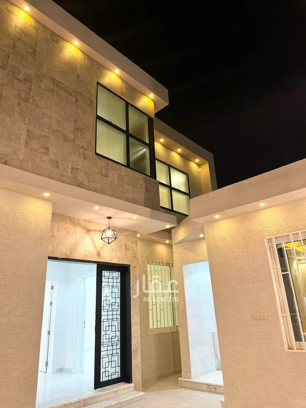 فيلا للبيع في شارع عمر بن الخطاب, حي الفاخرية, مدينة عنيزه, منطقة القصيم 1 صورة