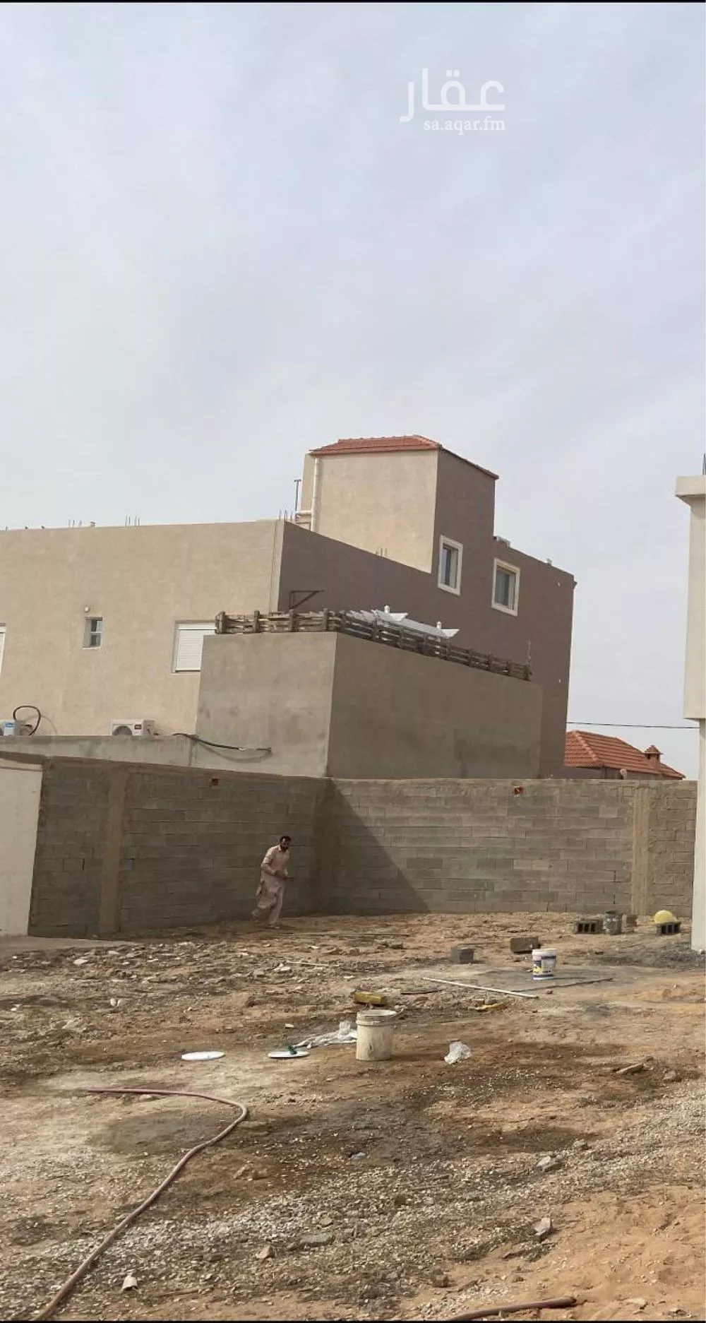 أرض للبيع في شارع احمد بن حفص, حي الروضة, مدينة المذنب, منطقة القصيم 1 صورة