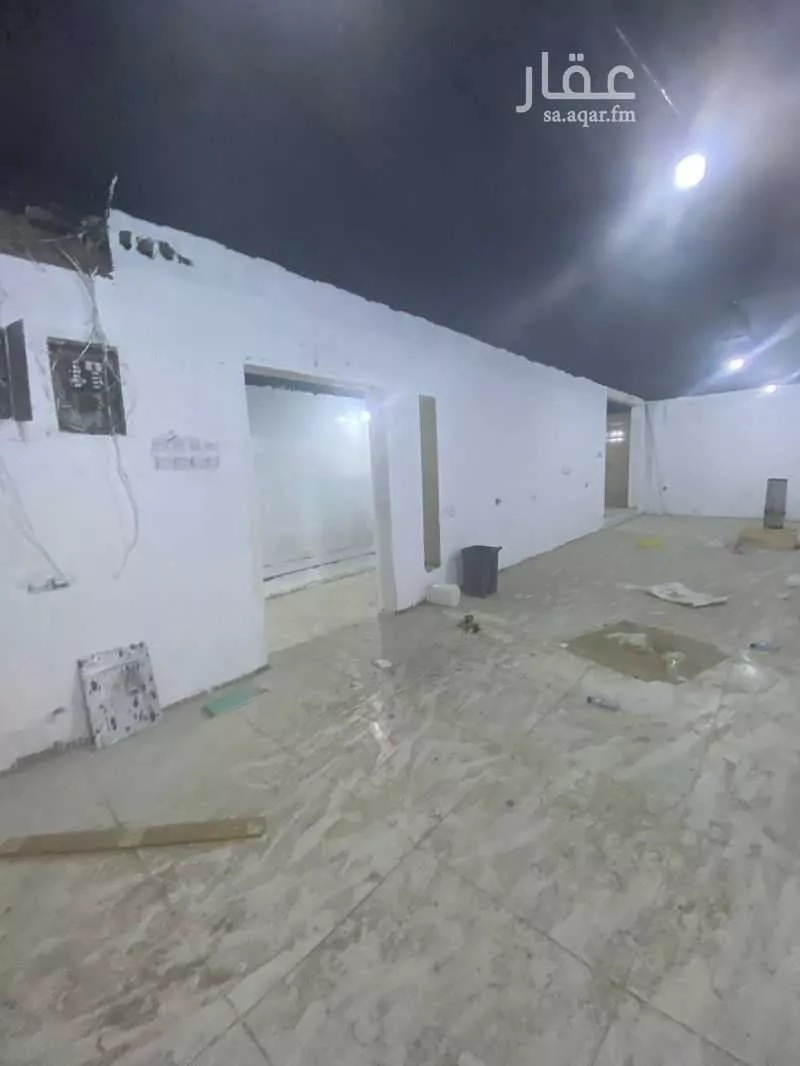 محل للإيجار في شارع عبدالله ابن ابي امية, حي الحمدانية, مدينة جدة, منطقة مكة المكرمة 1 صورة