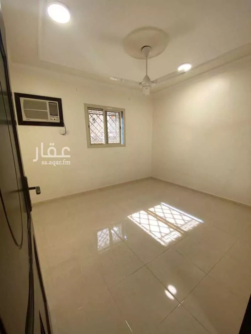 شقة للإيجار في شارع هرم بن حيان العبدي, حي العريض, مدينة المدينه المنوره, منطقة المدينة المنورة 1 صورة