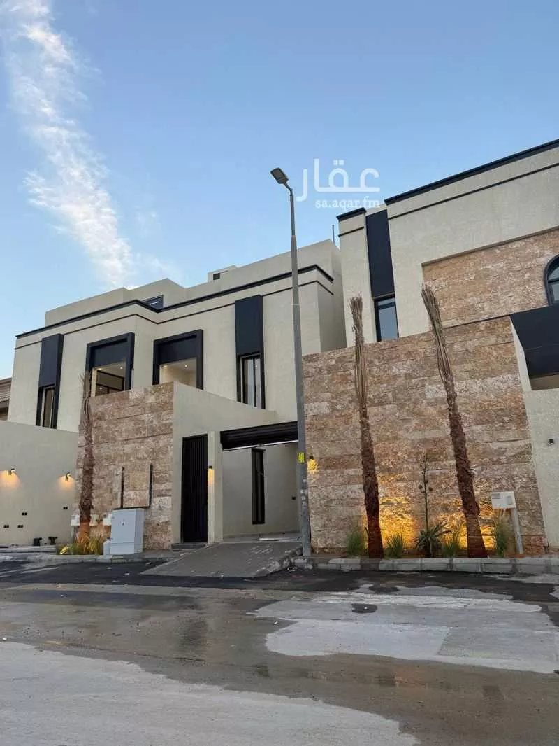 دور للبيع في شارع عبدالرحمن بن خلدون, حي الفاروق, مدينة الرياض, منطقة الرياض 1 صورة