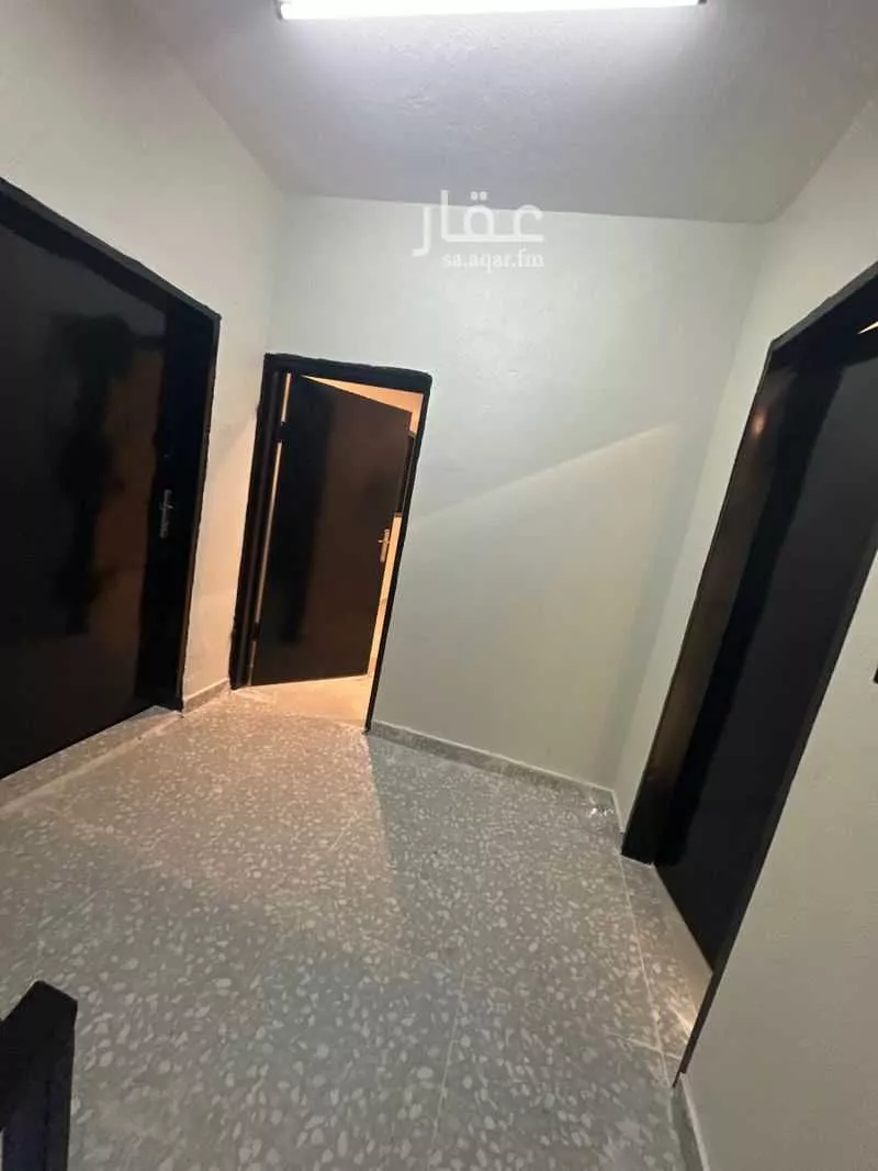 شقة للإيجار في شارع المثواة ، حي العريجاء الغربي ، الرياض ، منطقة الرياض 1 صورة