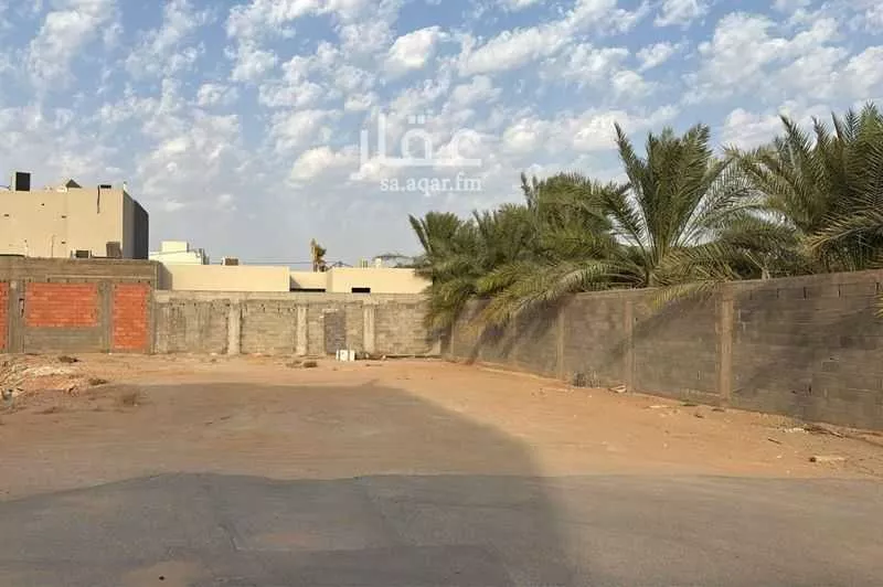 أرض للبيع في شارع الشقه العليا 1168, حي النور, مدينة بريده, منطقة القصيم 1 صورة