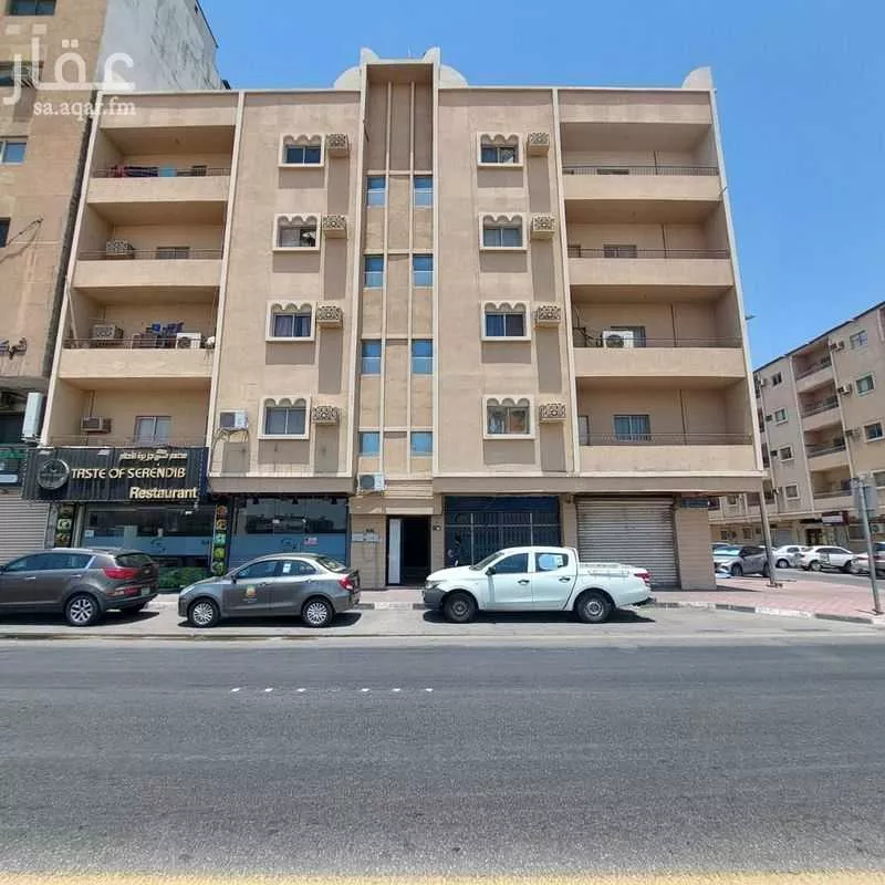 عمارة للبيع في شارع طريق الملك خالد, حي الربيع, مدينة الدمام, المنطقة الشرقية 1 صورة