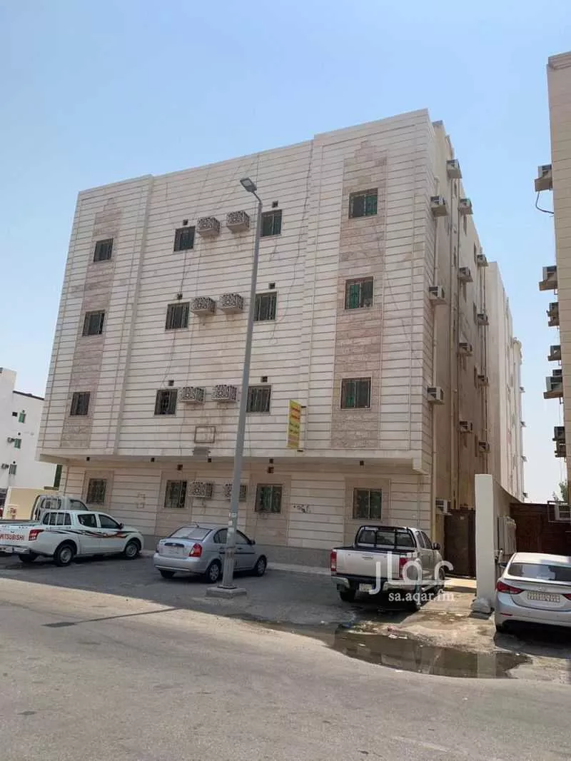 عمارة للبيع في شارع سفيان بن عيينة, حي الأثير, مدينة الدمام, المنطقة الشرقية 1 صورة