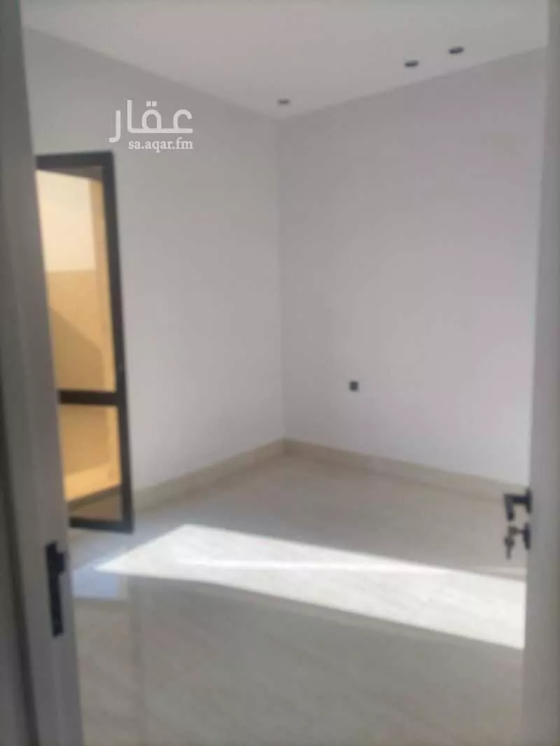 شقة للإيجار في شارع محمد سعيد سنبل, حي عكاظ, مدينة الرياض, منطقة الرياض 1 صورة