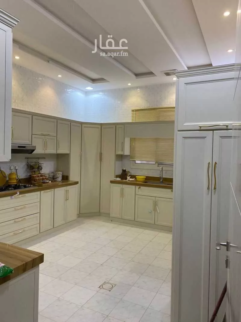 فيلا للإيجار في شارع الربائع ، حي عريض ، الرياض ، منطقة الرياض 1 صورة