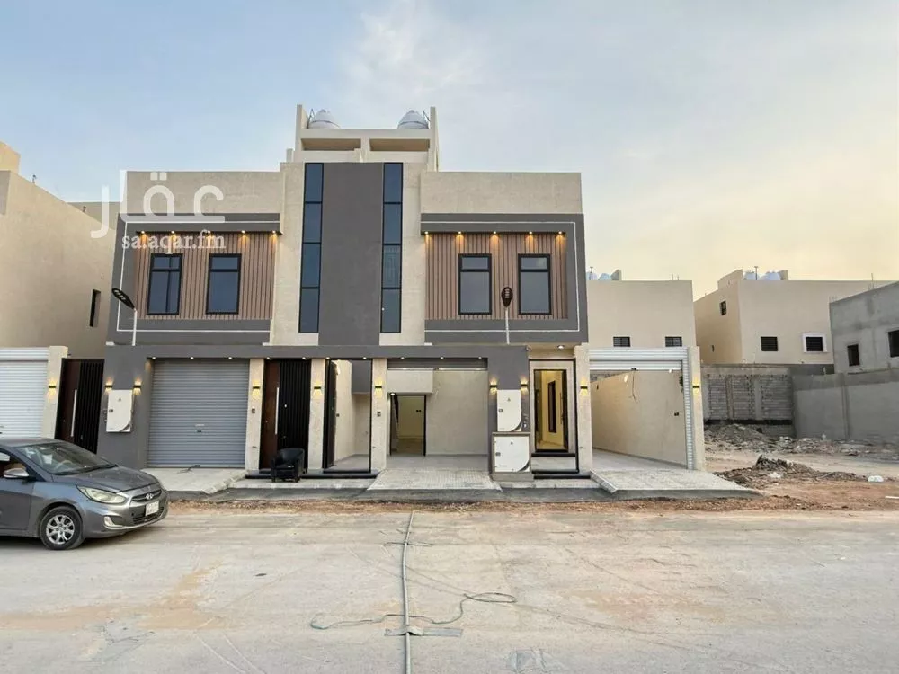 دور للبيع في شارع ابي المكارم بن مفرج, حي عكاظ, مدينة الرياض, منطقة الرياض 1 صورة