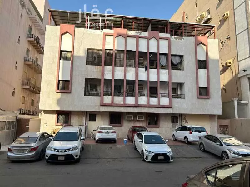 عمارة للبيع في شارع محمد بن سعيد ، حي السلامة ، جدة ، جدة 1 صورة