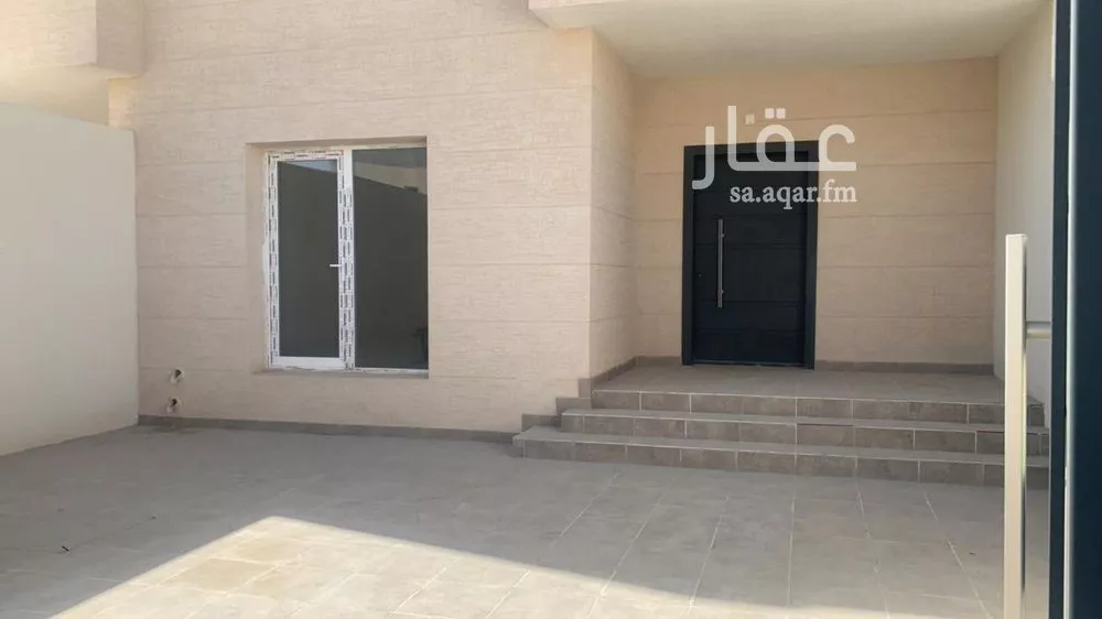 فيلا للبيع في شارع عبدالله بن محمد التلمساني, حي مطار الملك خالد الدولي, مدينة الرياض, منطقة الرياض 1 صورة