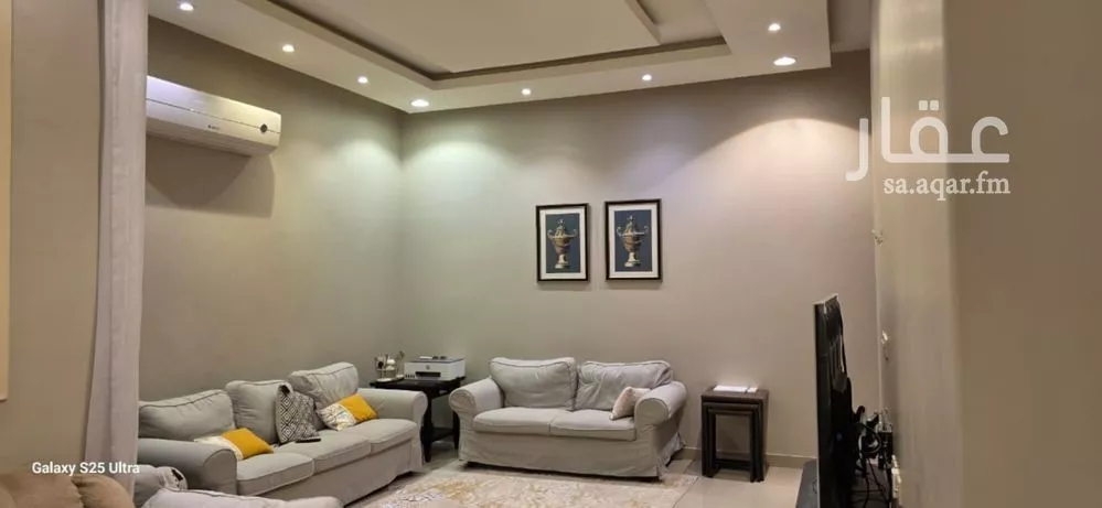 دور للبيع في شارع رقم 423, حي الملقا, مدينة الرياض, منطقة الرياض 1 صورة