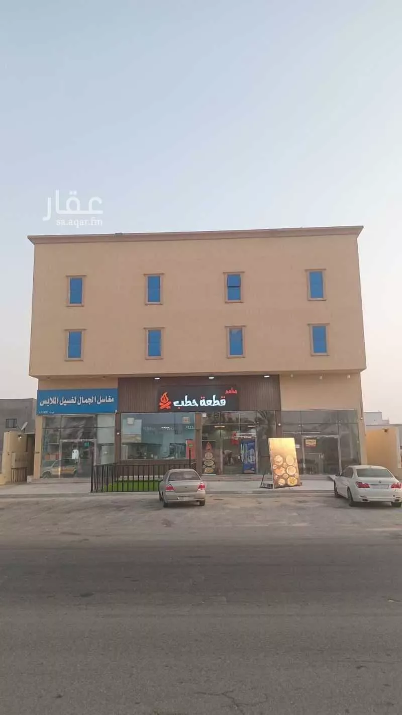 محل للإيجار في شارع 3740340, حي العاصمة, مدينة الاحساء, المنطقة الشرقية 1 صورة