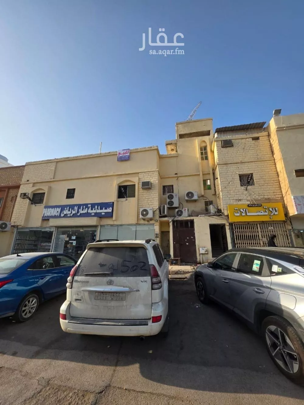 عمارة للإيجار في شارع ابي حنيفه, حي العريجاء الغربي, مدينة الرياض, منطقة الرياض 1 صورة