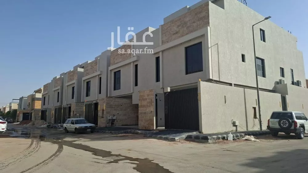 دور للبيع في شارع رقم 132, حي المونسية, مدينة الرياض, منطقة الرياض 1 صورة