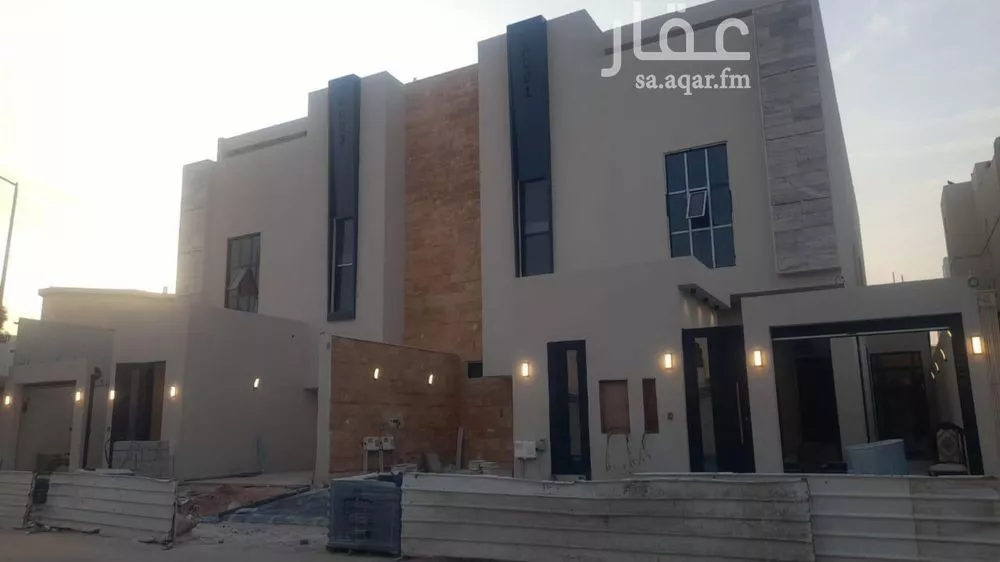 دور للبيع في شارع طفيل القشيري, حي الخليج, مدينة الرياض, منطقة الرياض 1 صورة