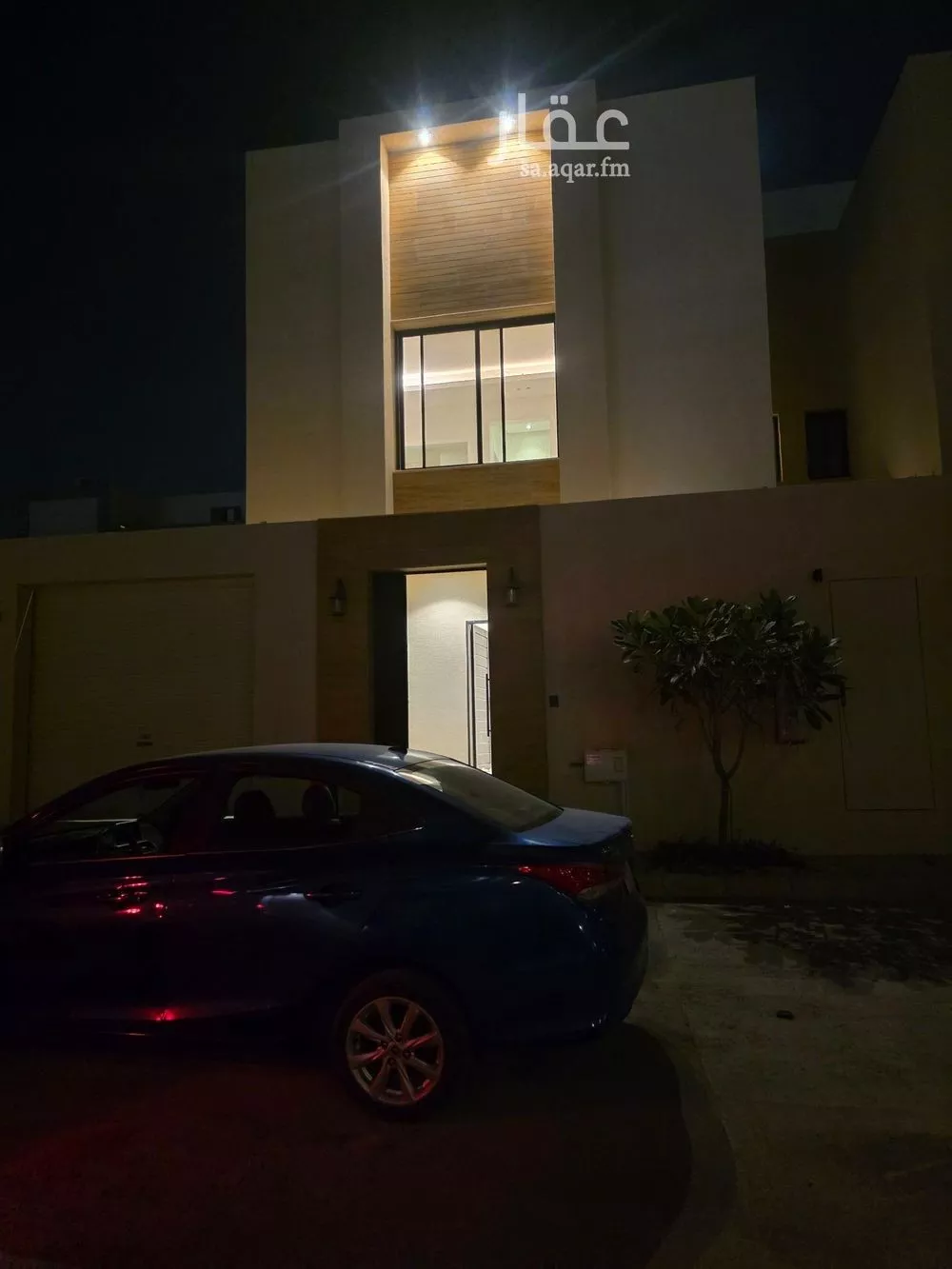 فيلا للبيع في شارع أحمد بن الفرات, حي العارض, مدينة الرياض, منطقة الرياض 1 صورة