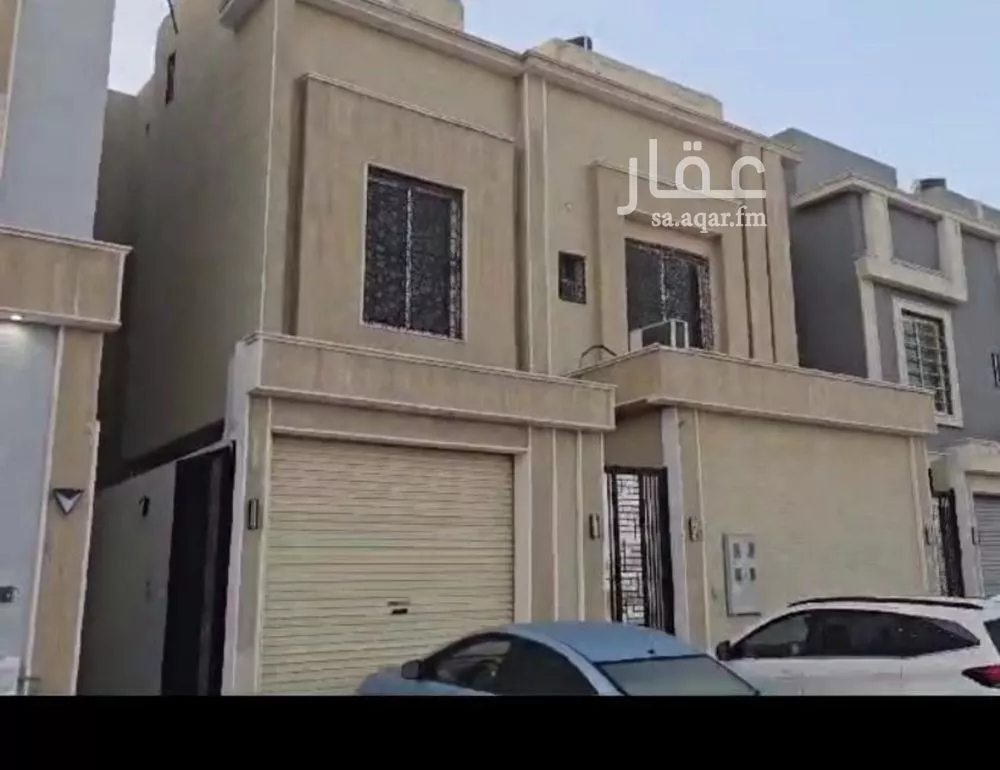 فيلا للبيع في شارع مظفر العيلاني, حي الرمال, مدينة الرياض, منطقة الرياض 1 صورة