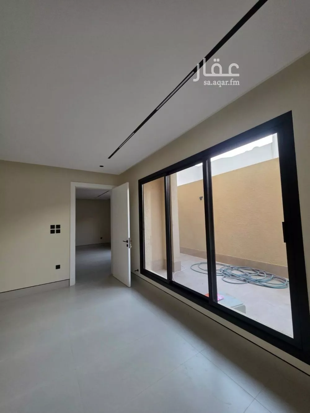 دور للبيع في شارع ابن الناصر, حي الملك فهد, مدينة الرياض, منطقة الرياض 1 صورة