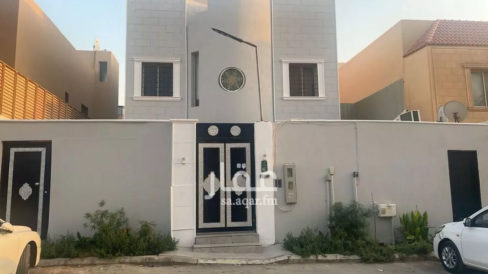 فيلا للبيع في شارع النجمة, حي الياسمين, مدينة الرياض, منطقة الرياض 1 صورة