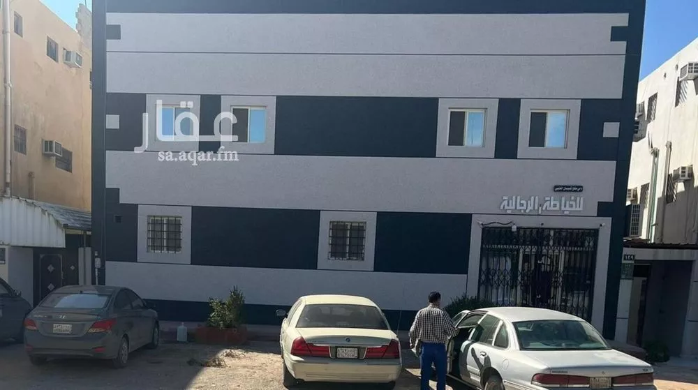 عمارة للبيع في شارع ابي هريرة, حي النسيم الشرقي, مدينة الرياض, منطقة الرياض 1 صورة
