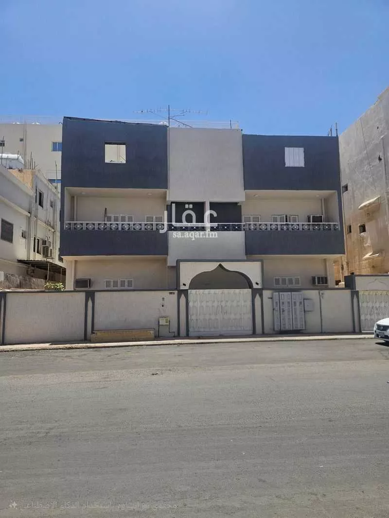 فيلا للإيجار في شارع شارع ابو اسحق الشيرازى, حي الدفاع, مدينة المدينه المنوره, منطقة المدينة المنورة 1 صورة