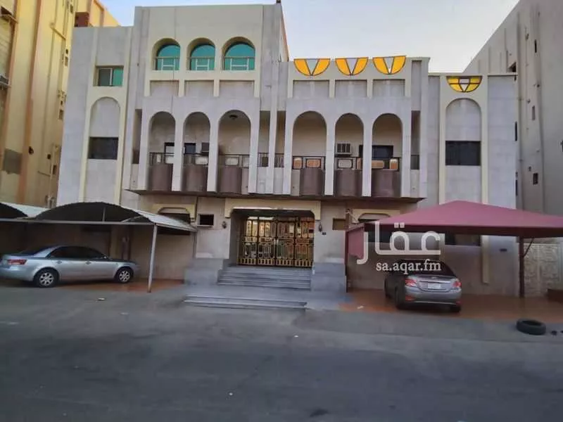 عمارة للبيع في شارع أبي الغنائم الحسيني ، حي الربوة ، جدة ، جدة 1 صورة