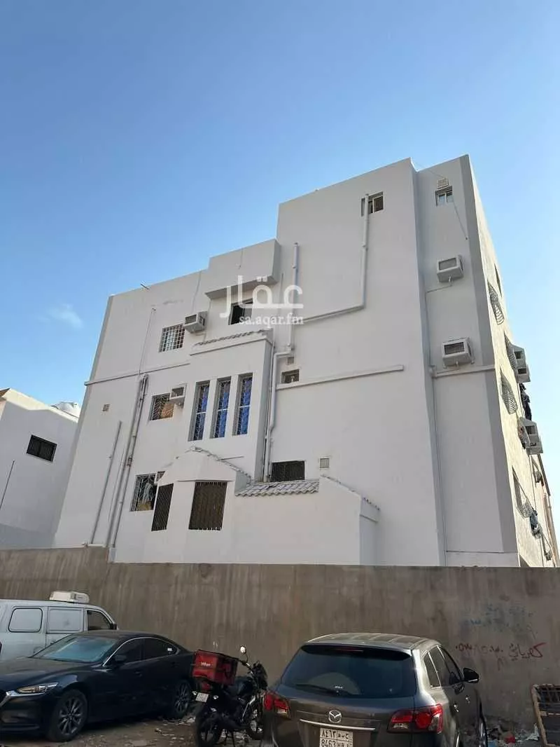 عمارة للبيع في شارع طلحه ابو عقيل, حي البوادي, مدينة جدة, منطقة مكة المكرمة 1 صورة