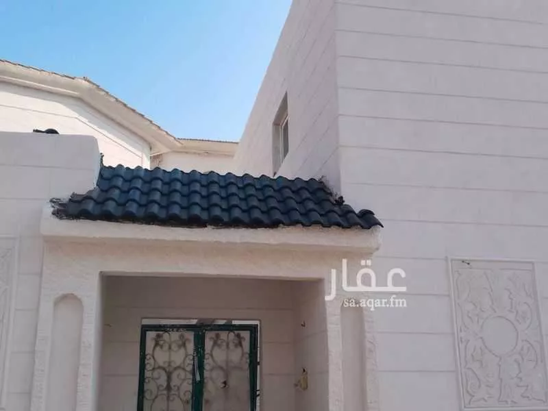 فيلا للبيع في شارع انس بن معاذ, مدينة الظهران, المنطقة الشرقية 1 صورة