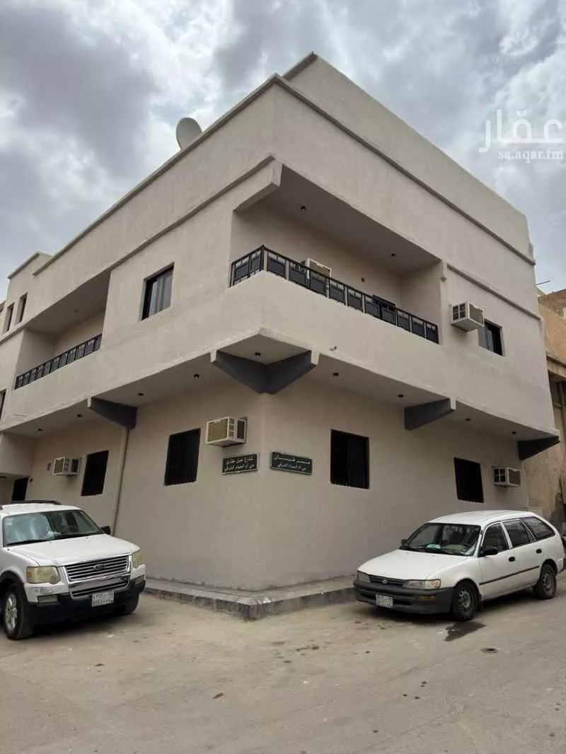 عمارة للإيجار في شارع جبل طارق, حي أم الحمام الشرقي, مدينة الرياض, منطقة الرياض 1 صورة