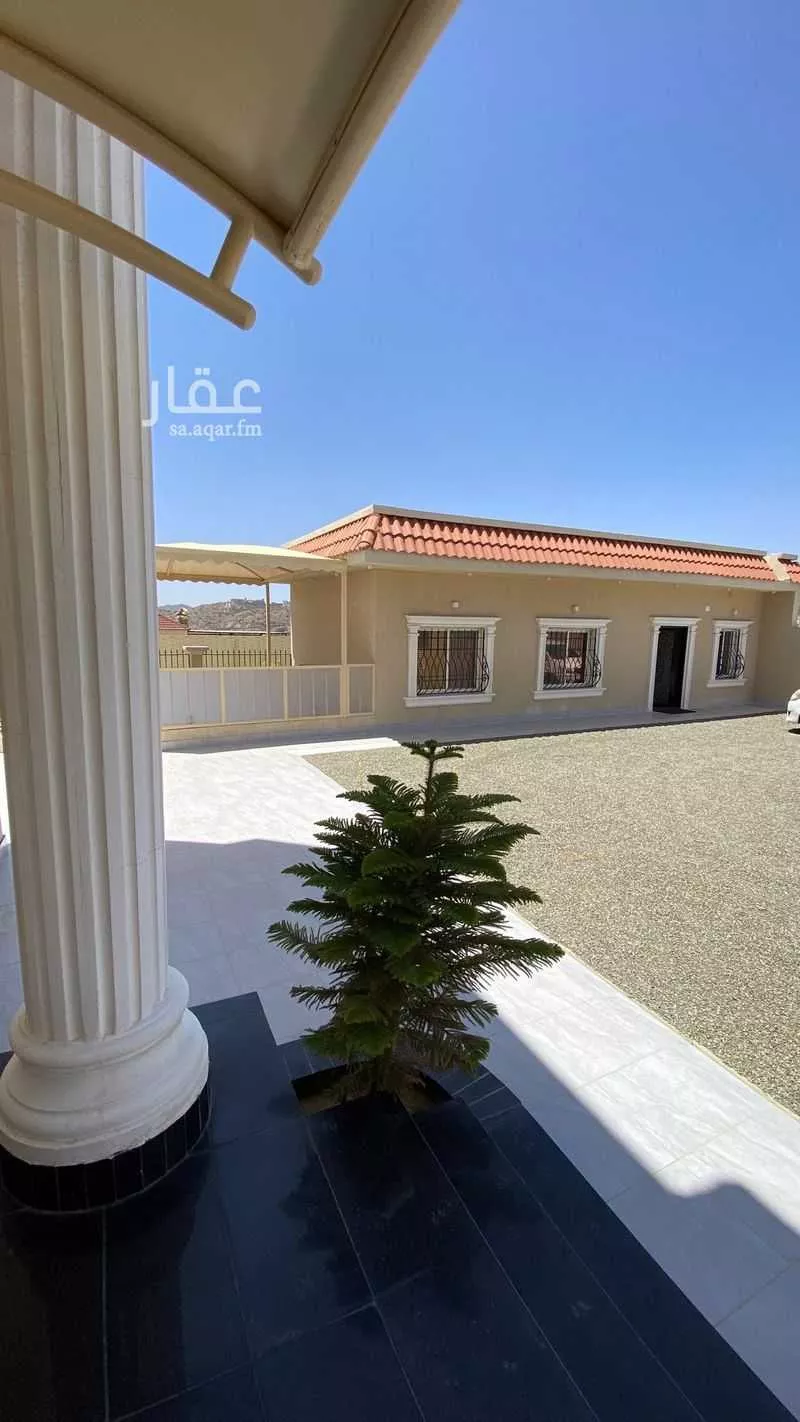 فيلا للبيع في شارع بني كبير, بلجرشي 1 صورة