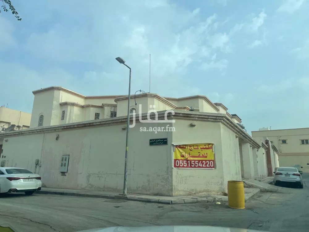 فيلا للبيع في شارع عبدالعزيز الرضي, حي النسيم الغربي, مدينة الرياض, منطقة الرياض 1 صورة