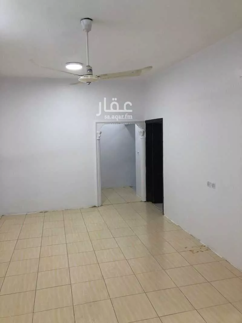 شقة للإيجار في شارع عمر بن بكار, حي العريجاء الغربي, مدينة الرياض, منطقة الرياض 1 صورة