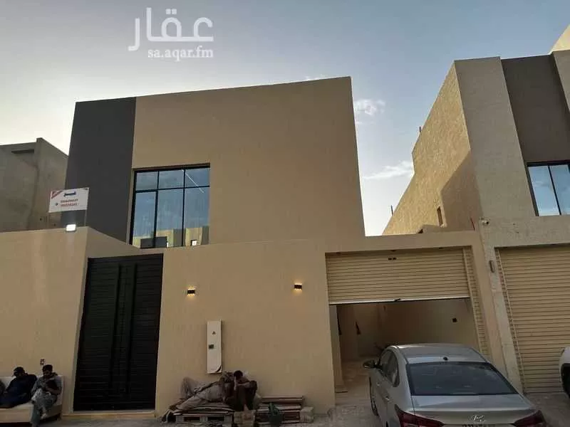فيلا للبيع في شارع الطريق الدائري الغربي, حي السويدي الغربي, مدينة الرياض, منطقة الرياض 1 صورة