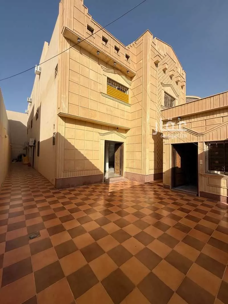 فيلا للبيع في شارع وادي المجردة, حي القادسية, مدينة الرياض, منطقة الرياض 1 صورة