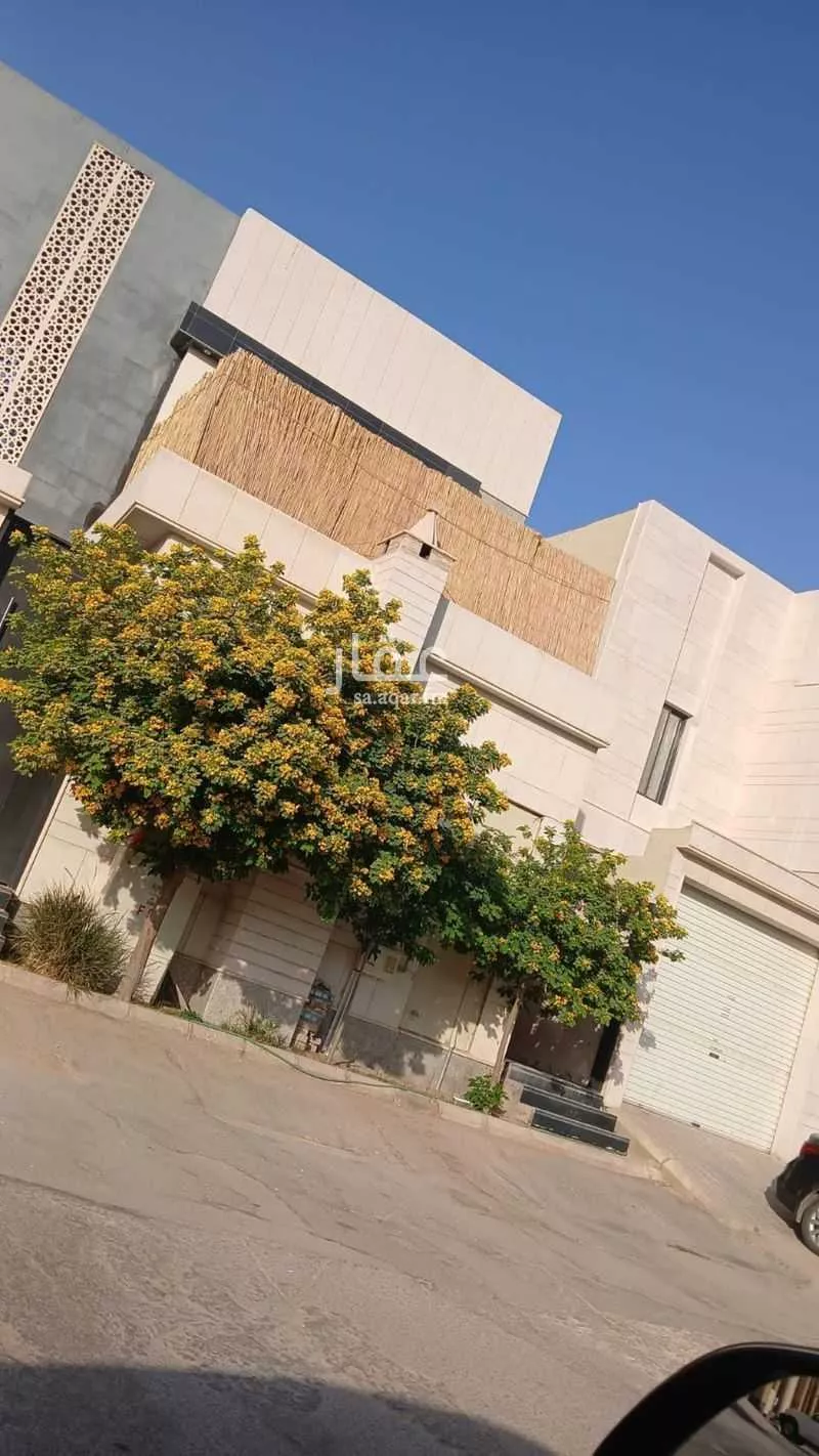 فيلا للإيجار في شارع عبدالله بن محمد بن المهندس, حي القادسية, مدينة الرياض, منطقة الرياض 1 صورة