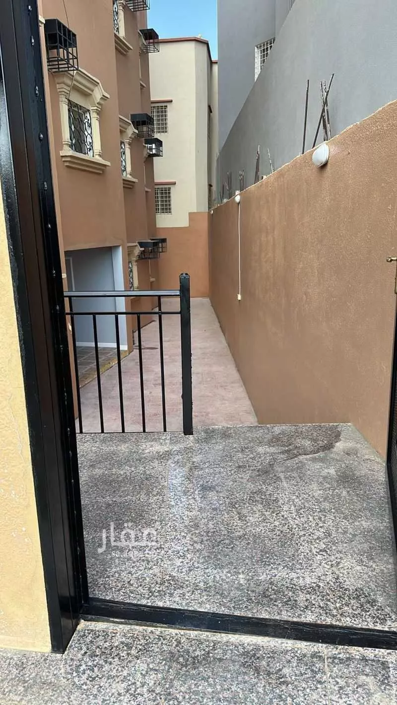 شقة للإيجار في شارع الامام تركي بن عبدالله ، حي الخالدية ، ابها ، منطقة عسير 1 صورة