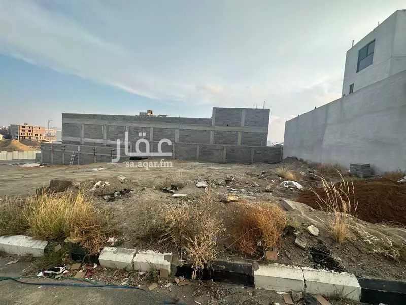أرض للبيع في شارع العام, حي العرين, مدينة ابها, منطقة عسير 1 صورة