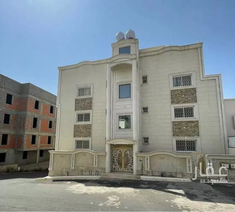 عمارة للإيجار في شارع ضمد, حي شمسان, مدينة ابها, منطقة عسير 1 صورة