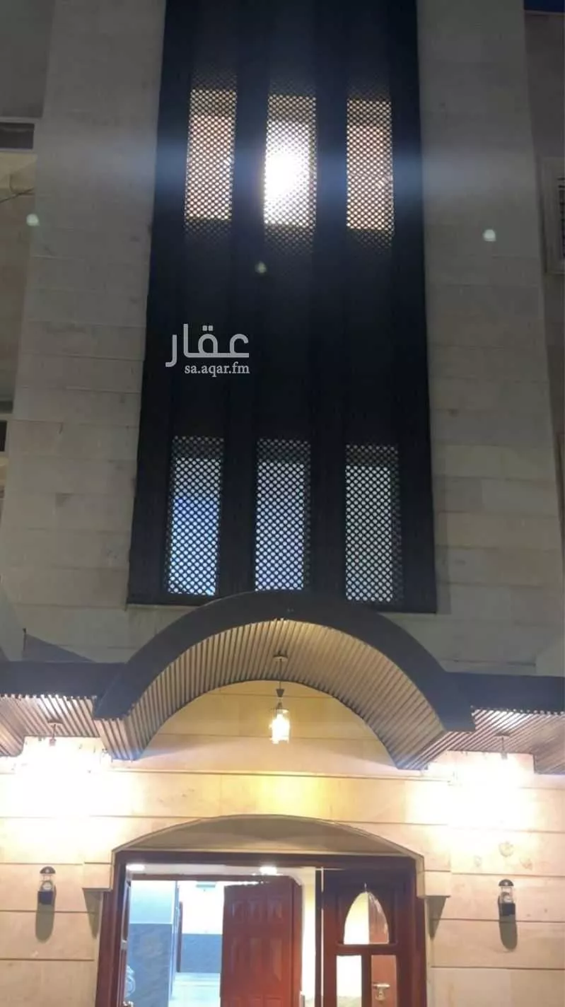 عمارة للإيجار في شارع شارع القيصومة, حي الفيصلية, مدينة جدة, منطقة مكة المكرمة 1 صورة