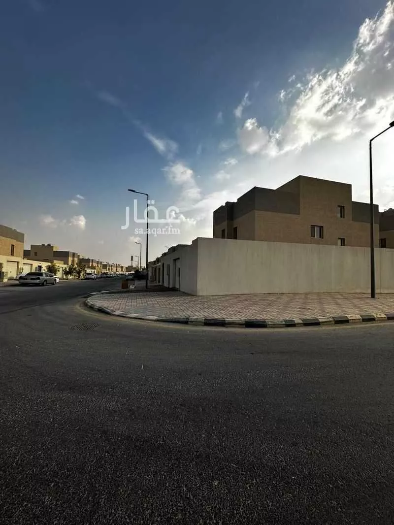 فيلا للإيجار في شارع عبدالله بن محمد التلمساني, حي مطار الملك خالد الدولي, مدينة الرياض, منطقة الرياض 1 صورة