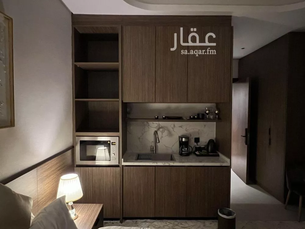 شقة للبيع في شارع امين مدني, حي الروضة, مدينة جدة, منطقة مكة المكرمة 1 صورة