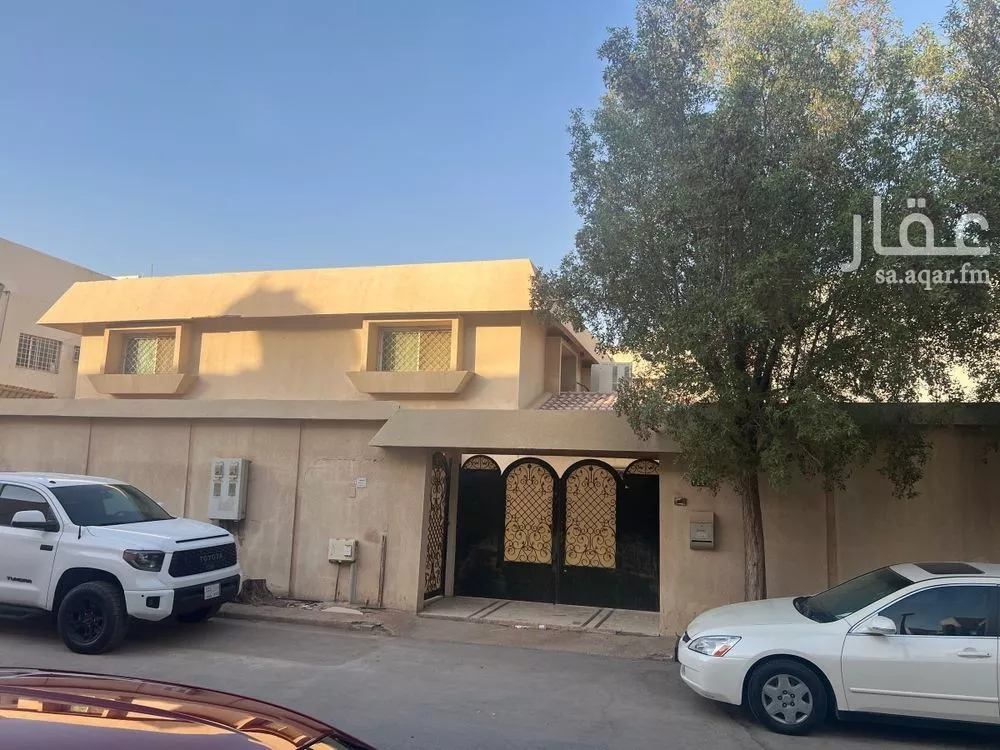 فيلا للبيع في شارع أبي الحسن الحميدي ، حي الربوة ، الرياض ، منطقة الرياض 1 صورة