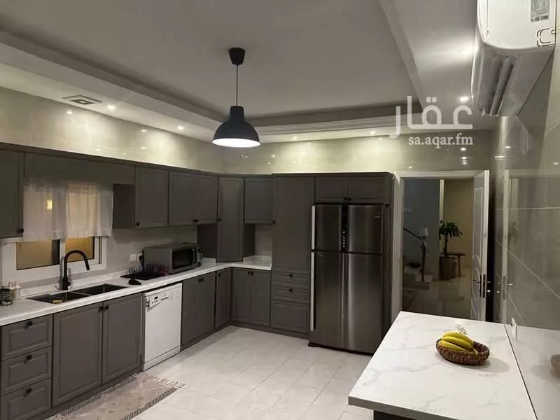 فيلا للإيجار في شارع 4482796, حي الأمواج, مدينة الخبر, المنطقة الشرقية 1 صورة