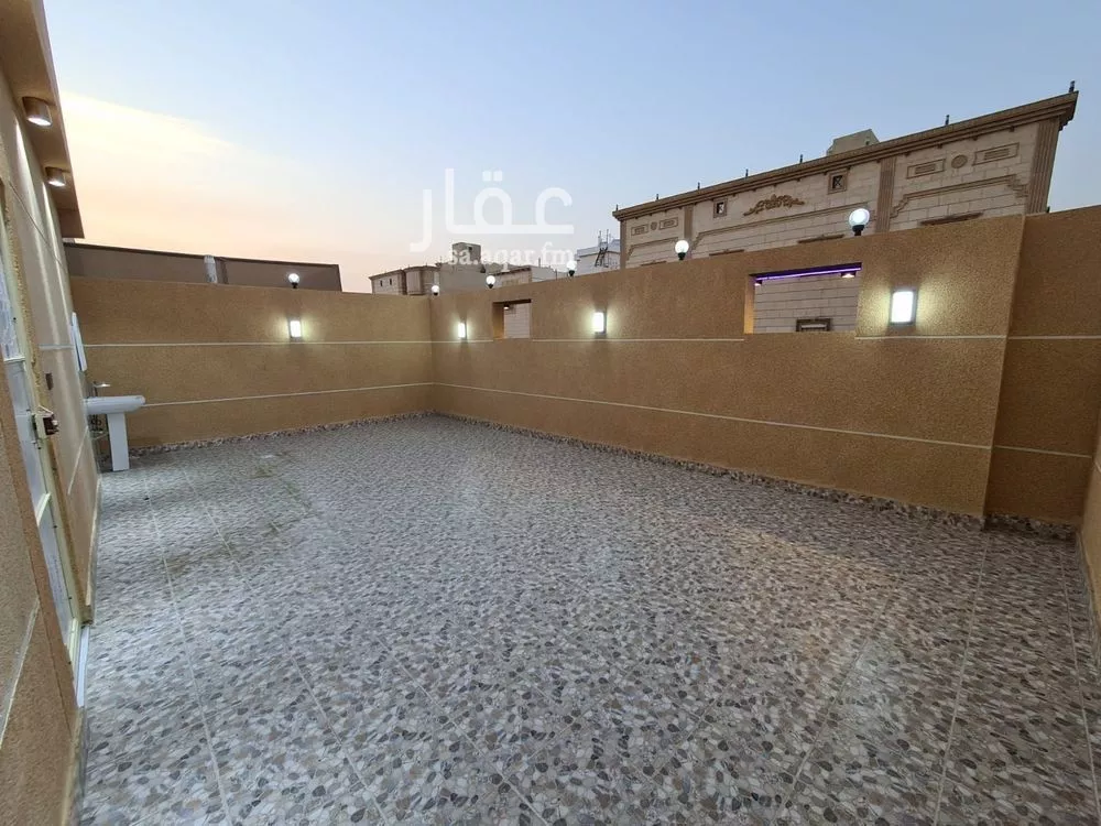 شقة للبيع في شارع علي بن الدقاق, حي الروابي, مدينة جدة, منطقة مكة المكرمة 1 صورة