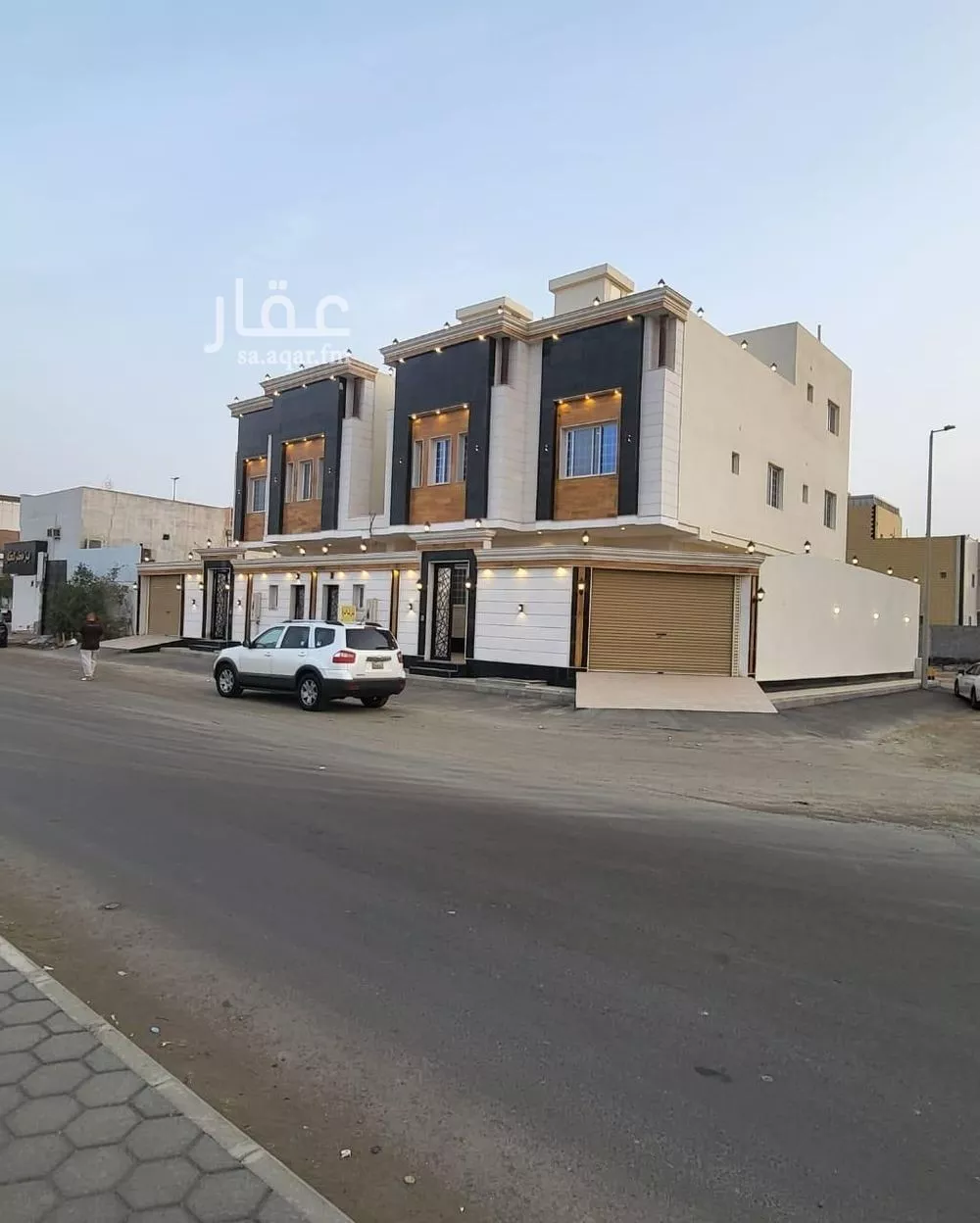 فيلا للبيع في شارع محمد نور رحيمي, حي الياقوت, مدينة جدة, منطقة مكة المكرمة 1 صورة