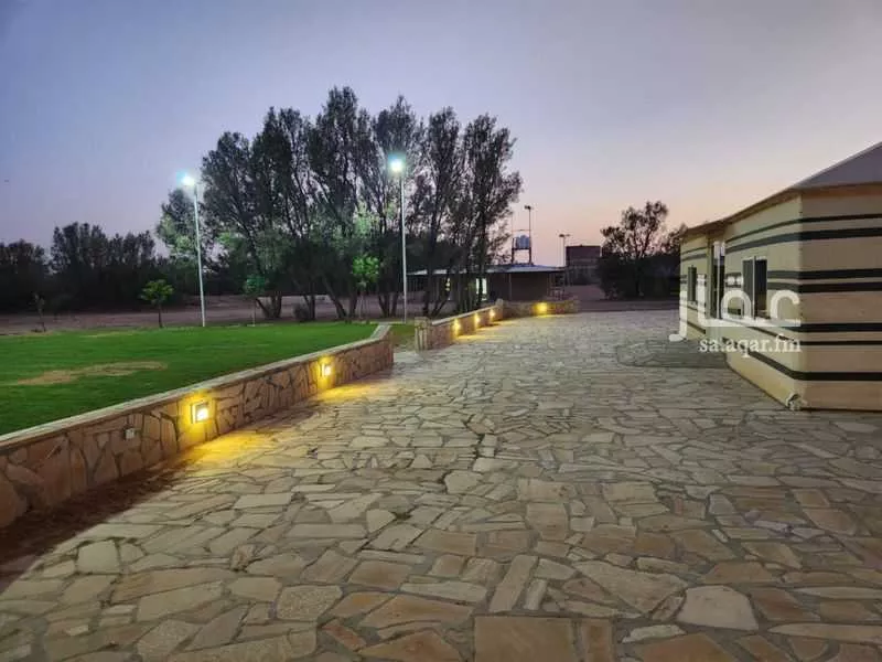 مزرعة للبيع في حي النخيل, مدينة ثادق, منطقة الرياض 1 صورة