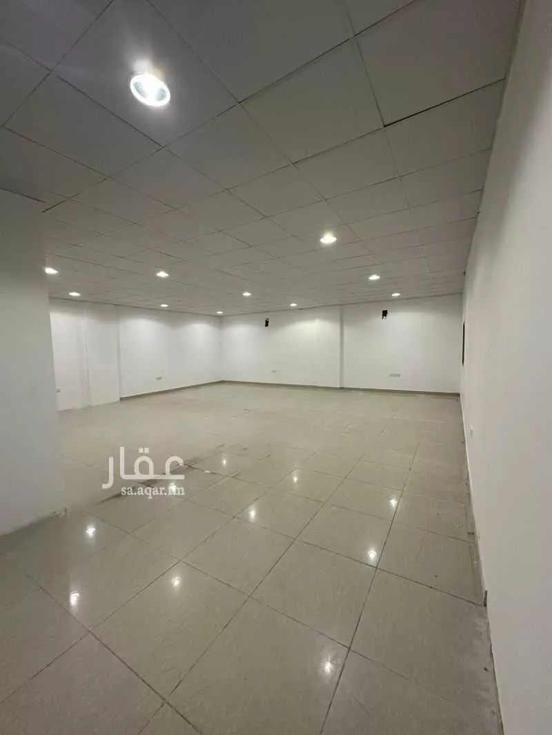 مكتب تجاري للإيجار في شارع ممر115, حي النرجس, مدينة الرياض, منطقة الرياض 1 صورة