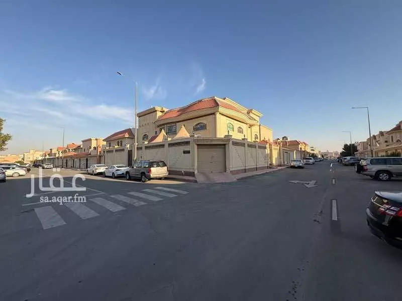 فيلا للبيع في شارع العامرية, حي إشبيلية, مدينة الرياض, منطقة الرياض 1 صورة